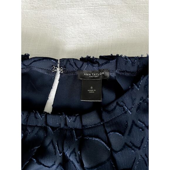 Ann Taylor Women's Top Dark Navy Blue S - Picture 3 of 9